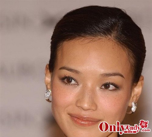 皮肤很差的女星_云南网