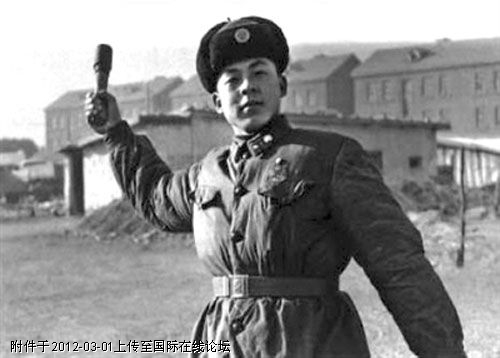 标签:雷锋+生活照