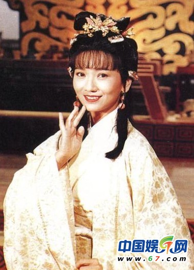 追忆台湾经典古装剧 潘迎紫赵雅芝傅艺伟美艳绝伦
