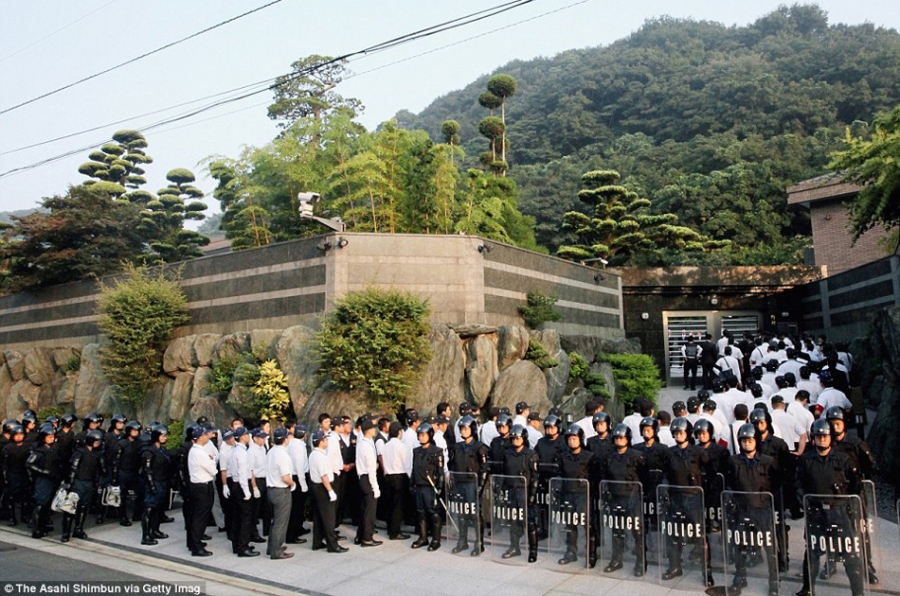 日本最暴力黑帮老大被抓现场 日本最暴力黑帮老大被抓现场
