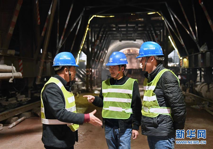 （经济）（1）云南墨临高速公路文新一号隧道施工进展顺利