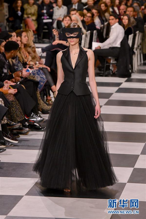（国际）（5）巴黎时装周：迪奥发布春夏高级定制新品