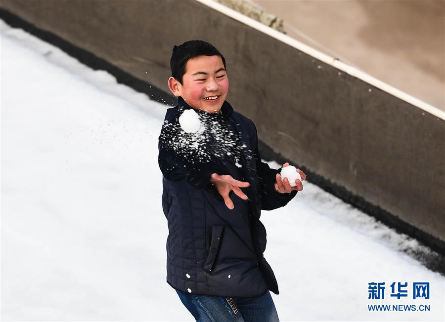 （关注春运·图片故事）（5）求学“小候鸟”千里归巢记——放假启程