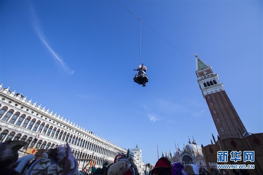 （国际）（2）“天使”降临威尼斯狂欢节