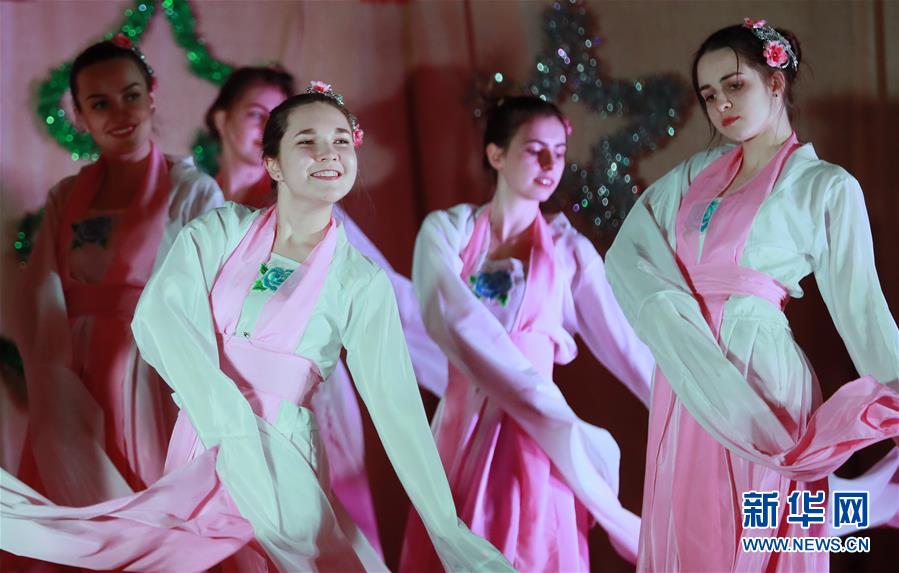 （国际）（1）中国春节文化温暖乌克兰敬老院