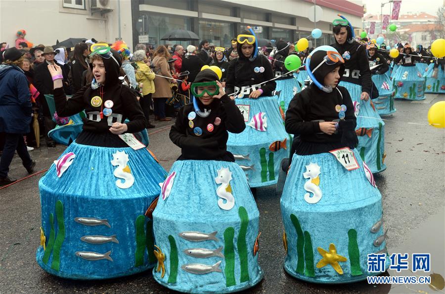 （国际）（1）“海洋生物”走进葡萄牙小城狂欢节