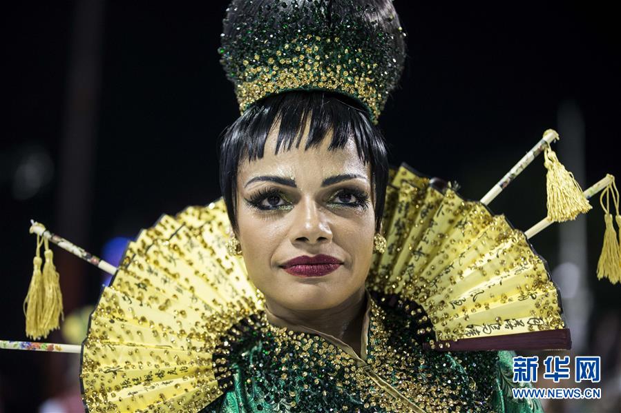 （国际）（3）巴西老牌桑巴舞校以中国主题亮相里约狂欢节