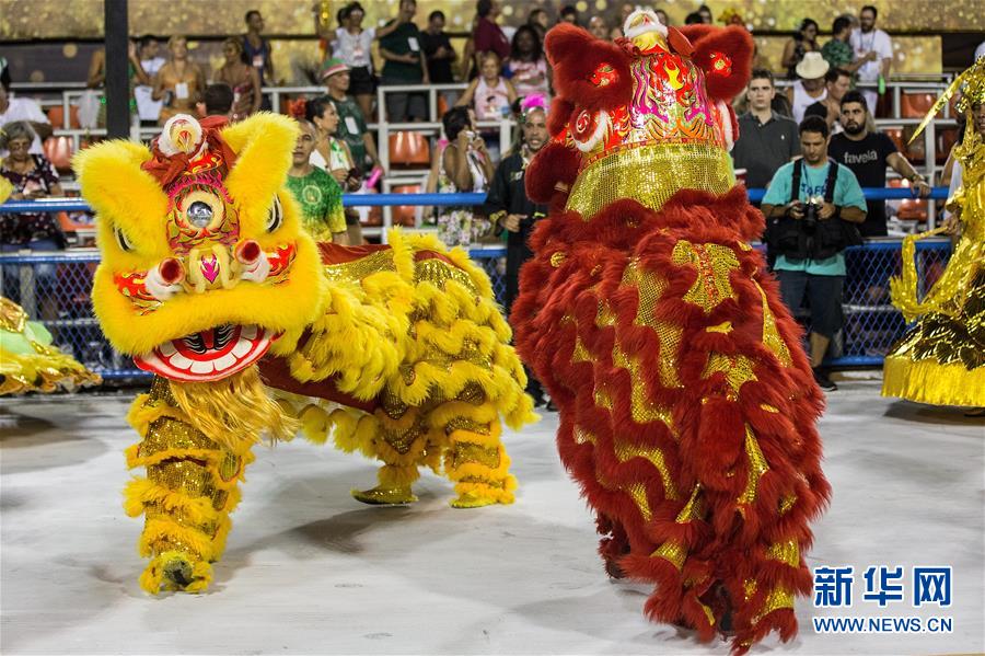 （国际）（5）巴西老牌桑巴舞校以中国主题亮相里约狂欢节