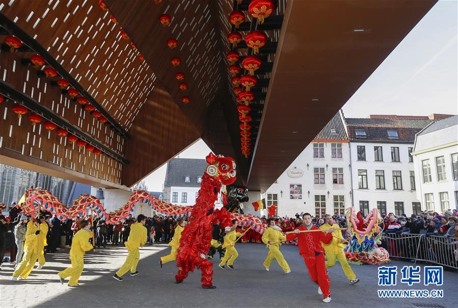 （国际）（1）比利时华侨华人举办2018春节巡游
