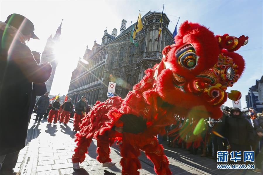 （国际）（4）比利时华侨华人举办2018春节巡游