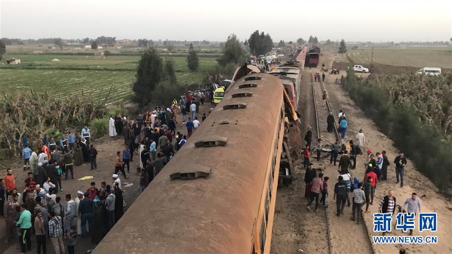 （国际）（2）埃及北部火车相撞造成至少16人死亡 