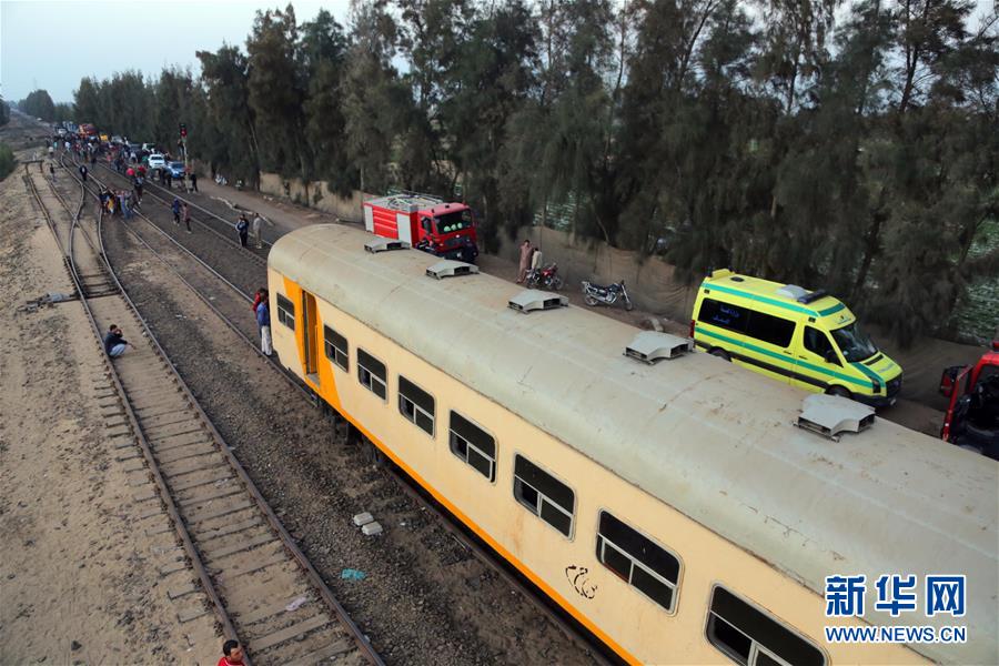 （国际）（6）埃及北部火车相撞造成至少16人死亡