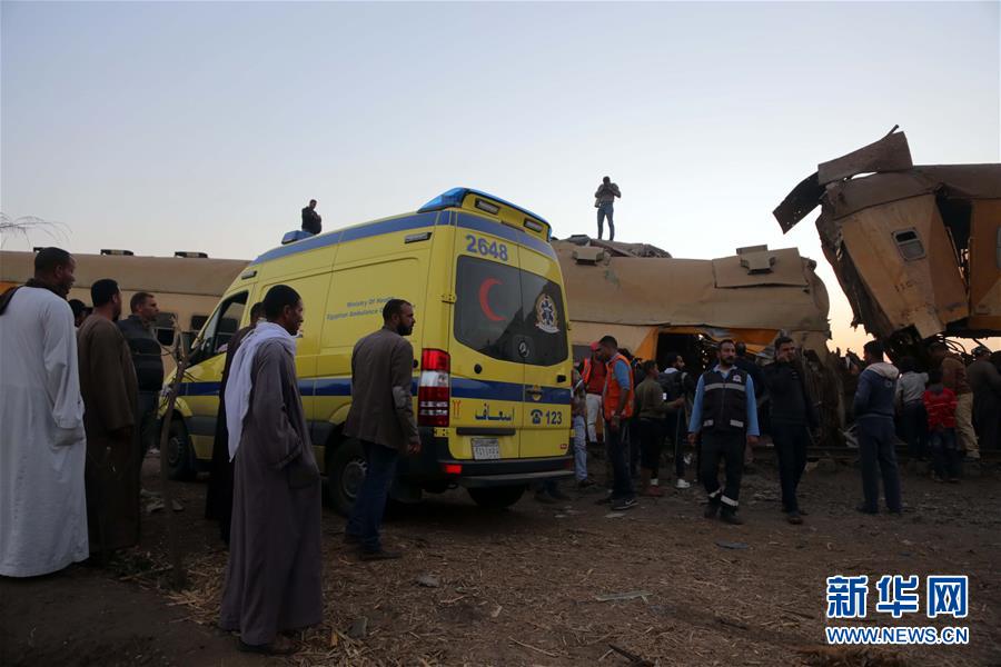 （国际）（8）埃及北部火车相撞造成至少16人死亡