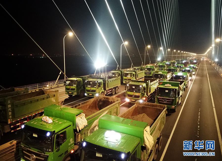 #（社会）（4）苏通大桥通车10年首次全封闭“体检”顺利完成