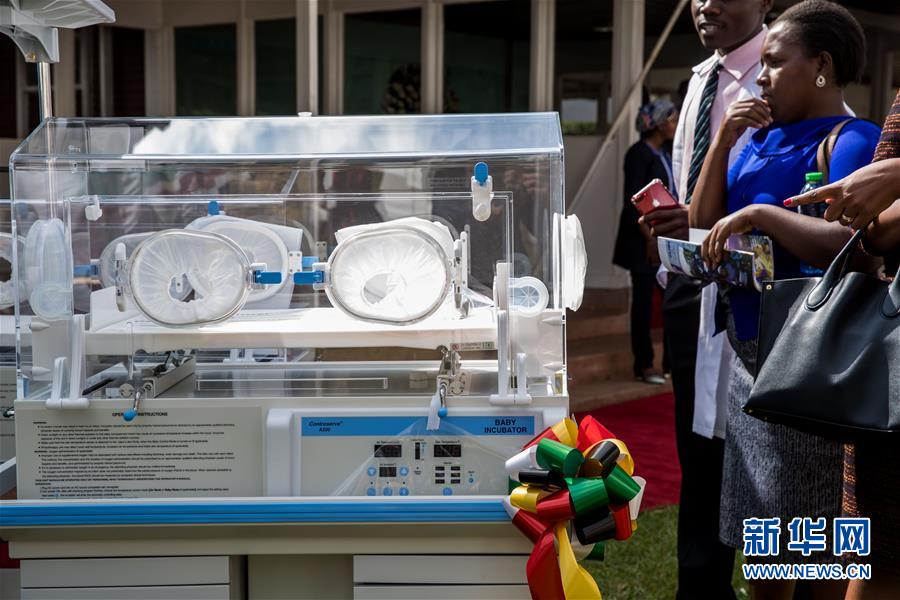（国际）（2）中国使馆向肯尼亚捐赠医疗设备