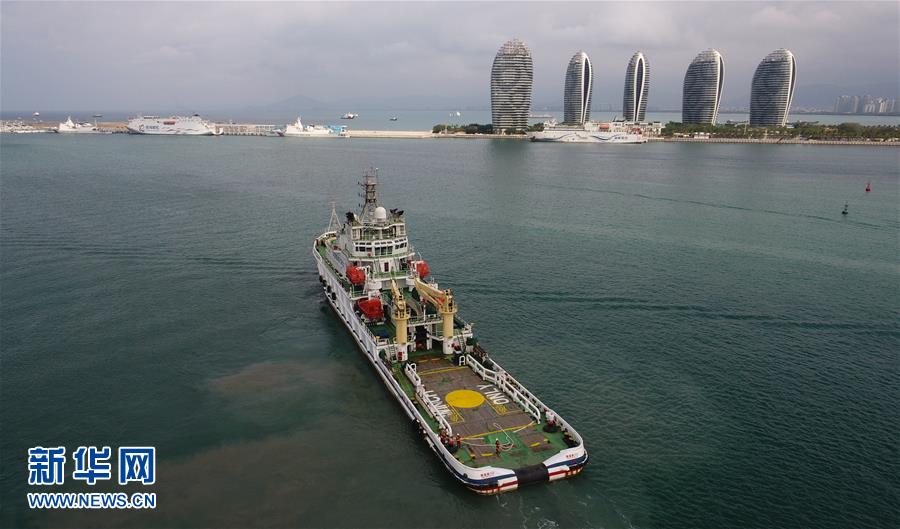 南海救助局首次进行南沙岛礁值守船员全员轮换