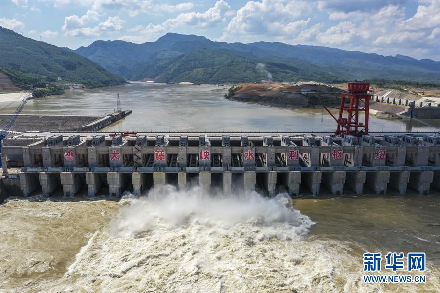 广西大藤峡水利枢纽工程建设进展顺利