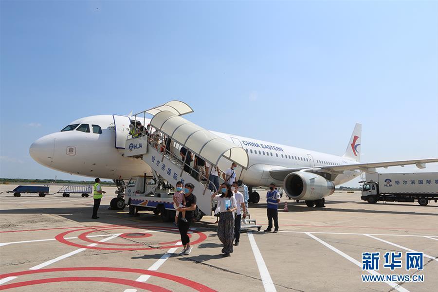 机场飞机可以同时起降 00302080508_f7e046a1.jpg